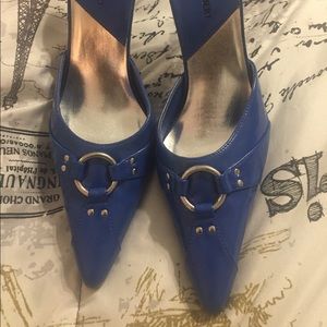 Heels- 8.5